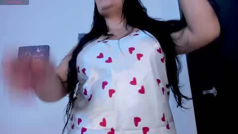 valentina_owens online show from 04/22/26, 12:39