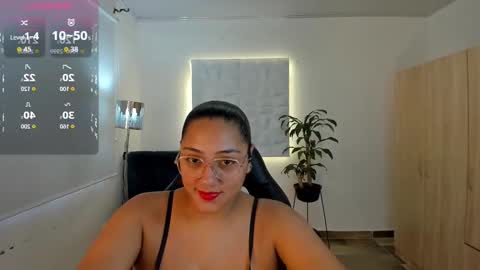 Valentina online show from 09/23/25, 08:12