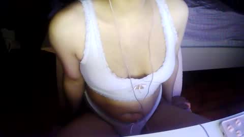 Snapshot of valentinaceleste chatting on 05/23/26, 05:34 Valentina Celeste online show from 05/23/26, 05:34