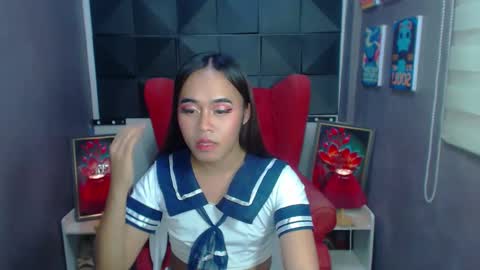 Snapshot of valentinalustontop chatting on 03/07/25, 12:58 JM DONT FORGET TO FOLLOW ME online show from 03/07/25, 12:58