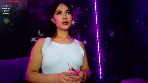 valentinarojass_ online show from 04/15/26, 02:57