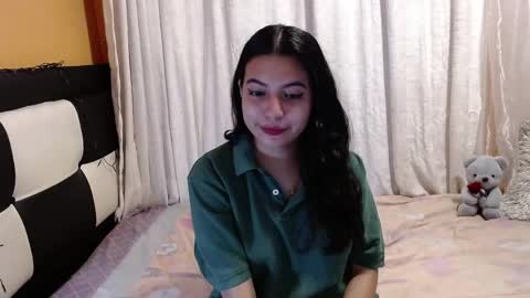 valentinasmith18 online show from 04/18/26, 01:09