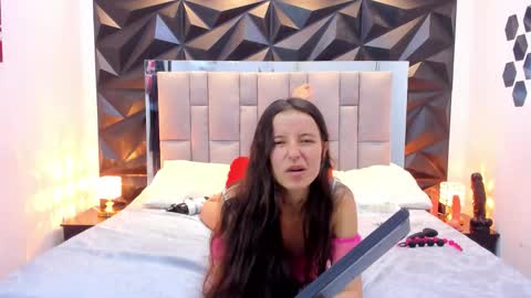 Snapshot of valentinasu chatting on 10/23/25, 02:38 Valentina online show from 10/23/25, 02:38