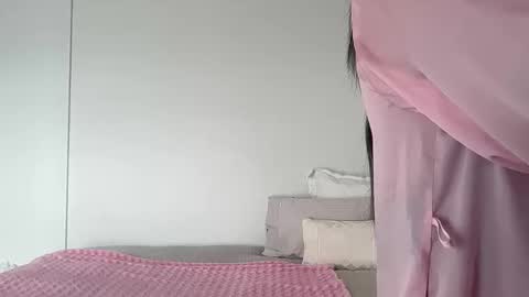 Snapshot of valentinaxo_ chatting on 10/03/25, 12:51 Valentina online show from 10/03/25, 12:51