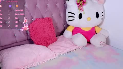 Snapshot of valentine_sweety chatting on 02/14/26, 10:06 Valentine online show from 02/14/26, 10:06