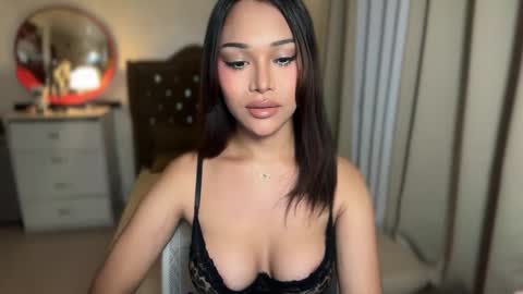 VALENTINE online show from 03/22/26, 07:28