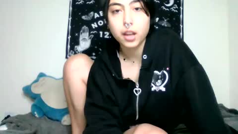 ValentineKitty online show from 12/21/24, 02:19