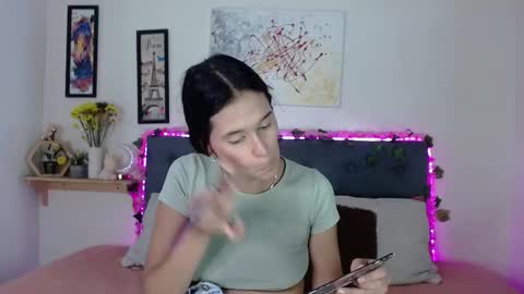 V A L E N T I N I online show from 09/25/25, 08:45