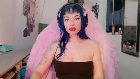 Danielle  Please help me to reach 300 thumbs up online show from 12/04/25, 06:12