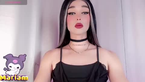 Snapshot of valentinne_marian chatting on 12/21/24, 05:58 Marian online show from 12/21/24, 05:58