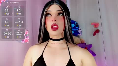 Snapshot of valentinne_marian chatting on 01/25/25, 02:47 Marian online show from 01/25/25, 02:47