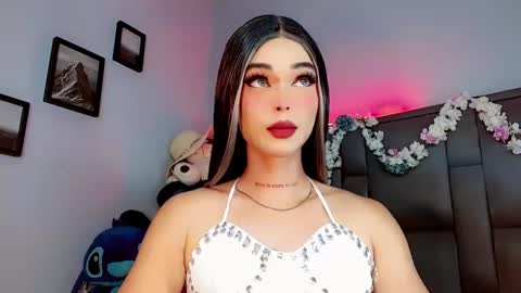 Snapshot of valentinne_marian chatting on 09/25/25, 07:12 Marian online show from 09/25/25, 07:12