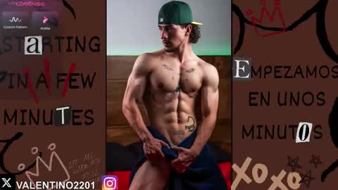 valentino online show from 11/24/25, 12:21