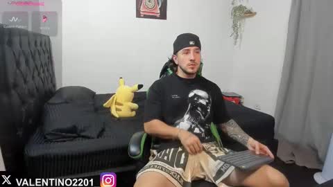 valentino online show from 11/26/25, 02:23