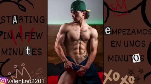 Snapshot of valentino_2201 chatting on 05/29/26, 10:52 Valentino - 15 OFF valentino2201 online show from 05/29/26, 10:52