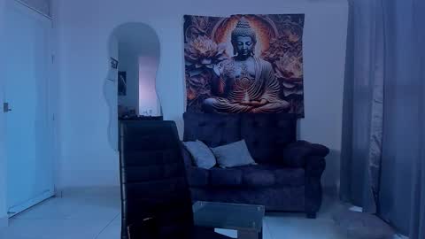    online show from 09/29/25, 08:57