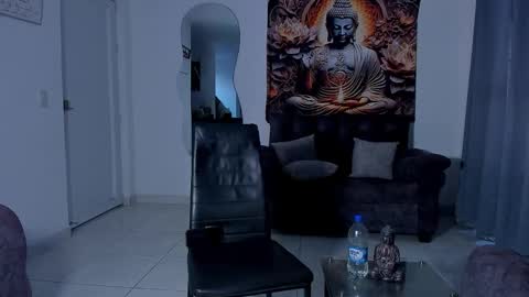    online show from 10/28/25, 08:22