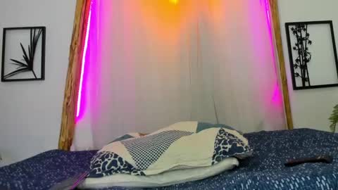 Valentino online show from 12/07/24, 06:59