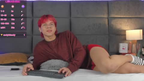 Snapshot of valentino_moon chatting on 12/03/24, 02:36 valentino moon online show from 12/03/24, 02:36