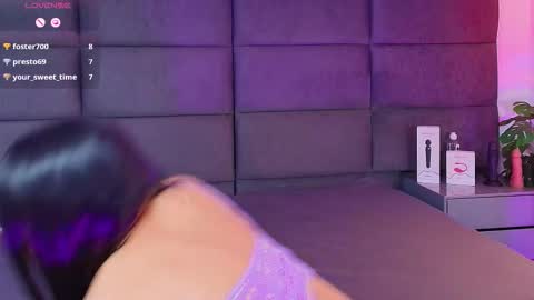 valentino moon online show from 01/11/26, 02:49