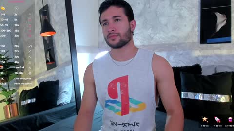 Snapshot of valentinoford chatting on 01/07/25, 06:05 Valentino online show from 01/07/25, 06:05
