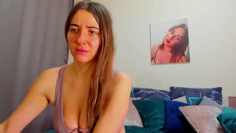 Kate online show from 02/03/26, 01:48