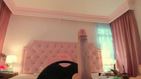 Snapshot of valentoro1 chatting on 12/07/24, 02:46 Vale Toro online show from 12/07/24, 02:46