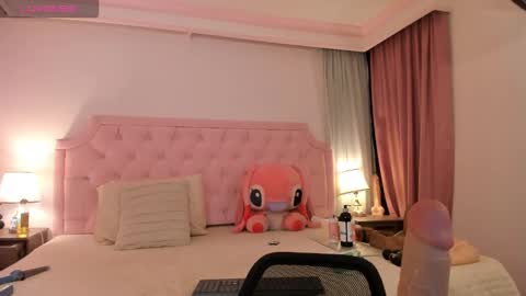 Vale Toro  online show from 11/15/25, 11:07