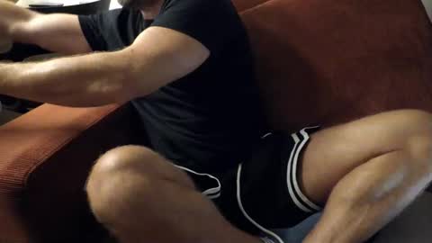 Snapshot of valeraden chatting on 11/01/25, 01:29 Couple online show from 11/01/25, 01:29