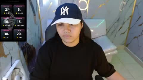 valeri_harpers4 online show from 04/15/26, 03:35