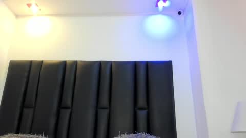 valeri_tafur online show from 02/21/25, 10:39