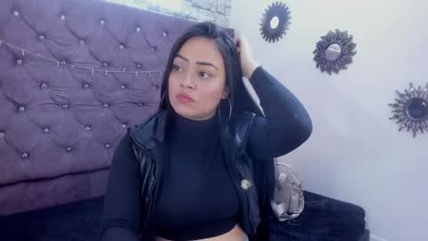 Snapshot of valeria_fiery chatting on 09/15/25, 01:55 VALERIA online show from 09/15/25, 01:55