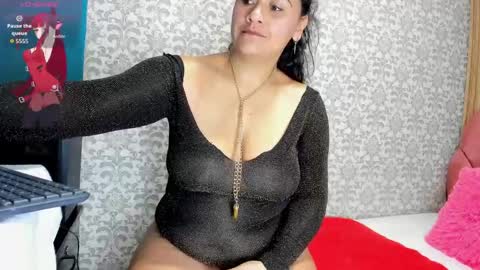 Costume lover online show from 04/04/26, 07:00