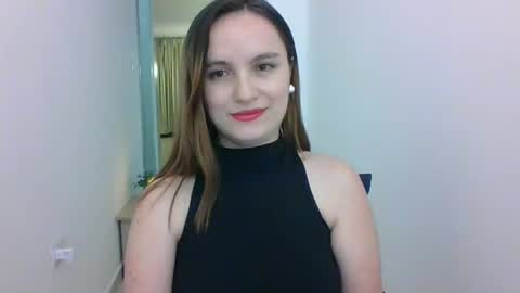 valeriafrannco online show from 03/04/25, 11:54