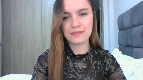 valeriafrannco online show from 03/11/25, 11:48