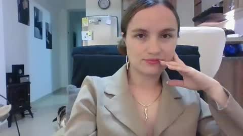 valeriafrannco online show from 01/06/26, 02:26