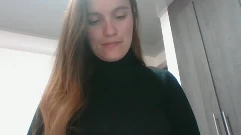 valeriafrannco online show from 03/08/26, 06:06