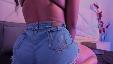 Valeria online show from 02/03/26, 06:51