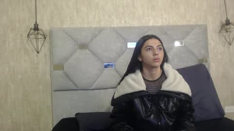 Snapshot of valeriamoon_3101 chatting on 07/24/26, 01:09 Valeria online show from 07/24/26, 01:09