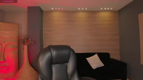 Valeria online show from 04/21/26, 11:49