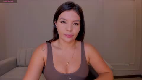 Valeria online show from 06/10/26, 11:42