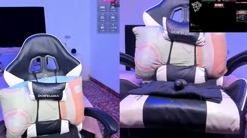 Snapshot of valeriatorrez chatting on 09/26/25, 04:44 valeriatorrez online show from 09/26/25, 04:44