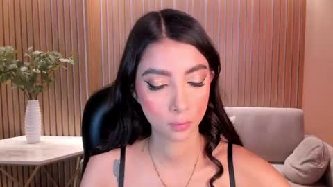 Snapshot of valeriavelvet chatting on 07/03/26, 12:11 Vale online show from 07/03/26, 12:11