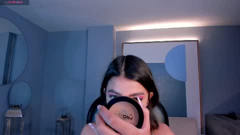 Snapshot of valeriavelvet chatting on 07/11/26, 12:08 Vale online show from 07/11/26, 12:08