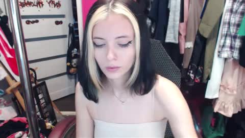 ValeriaXKiss online show from 01/31/25, 07:50