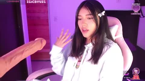 Valeri online show from 11/21/25, 06:12