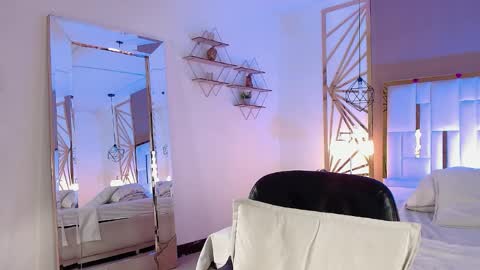 Valerie  online show from 04/03/26, 08:23