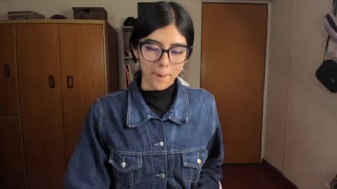 Val  online show from 12/17/24, 02:44