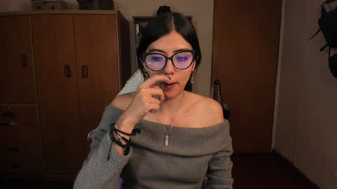 Val  online show from 01/15/25, 03:11