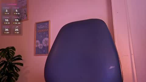 Snapshot of valerie_horny_ chatting on 04/30/26, 05:25 Valerie online show from 04/30/26, 05:25